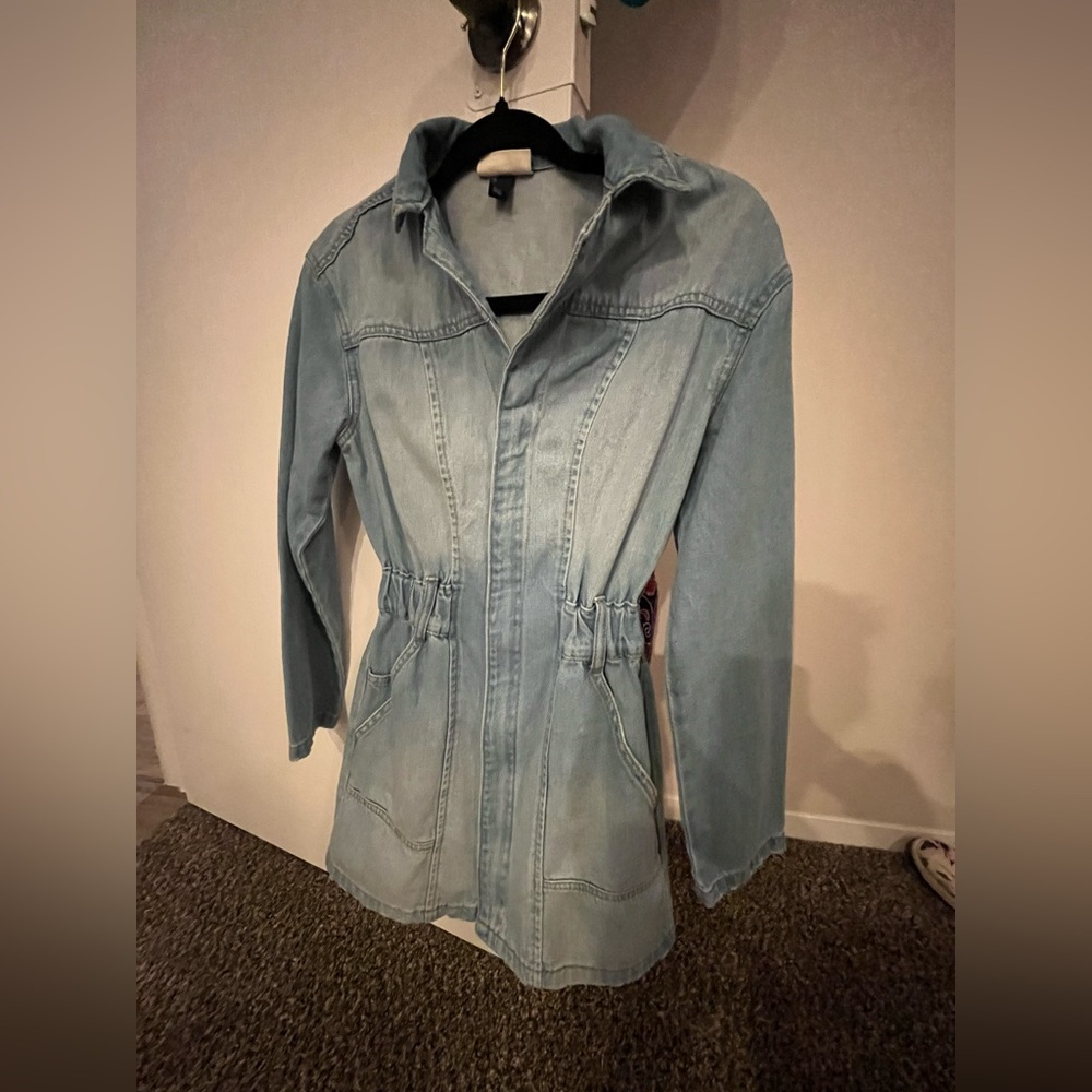 NWOT. Vintage Thread denim dress